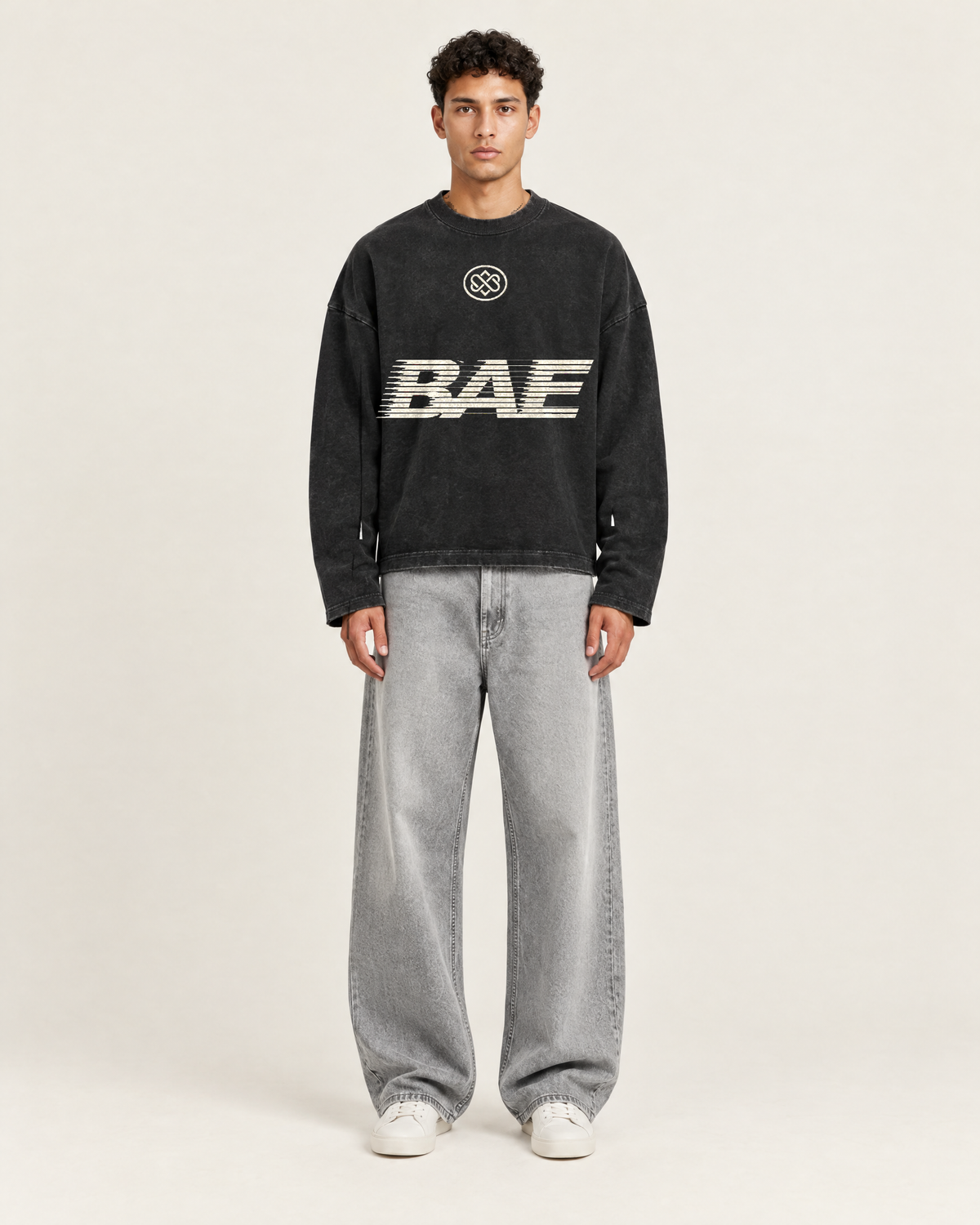 Speedline Longsleeve Vintage Zwart op model, voorkant