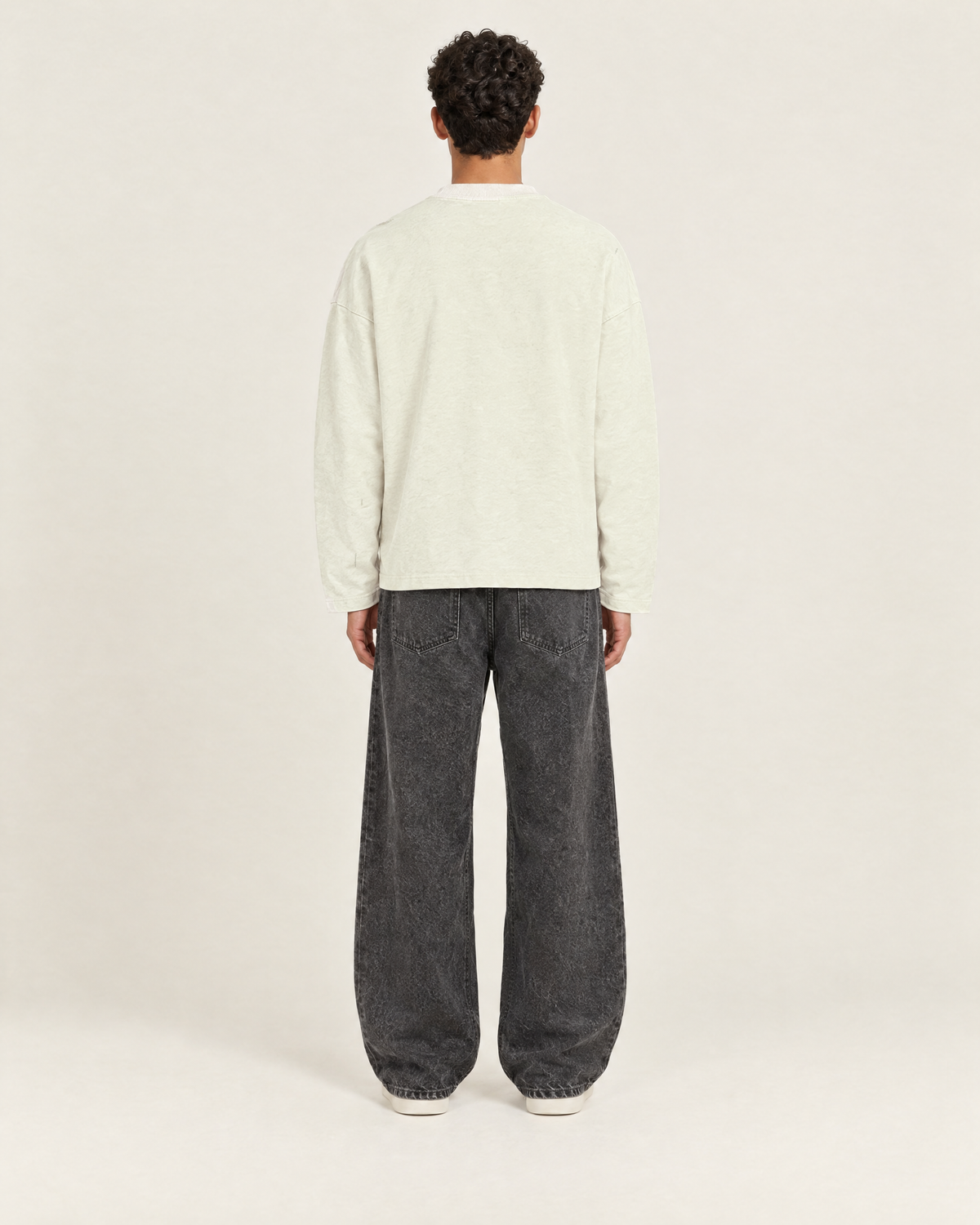 Speedline Longsleeve Vintage Wit op model, achterkant