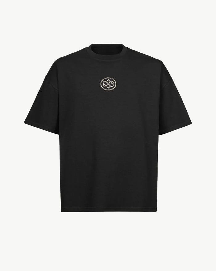 PDP:D02:BLK:BOX:FRONT|Relic — Black Box-fit, front