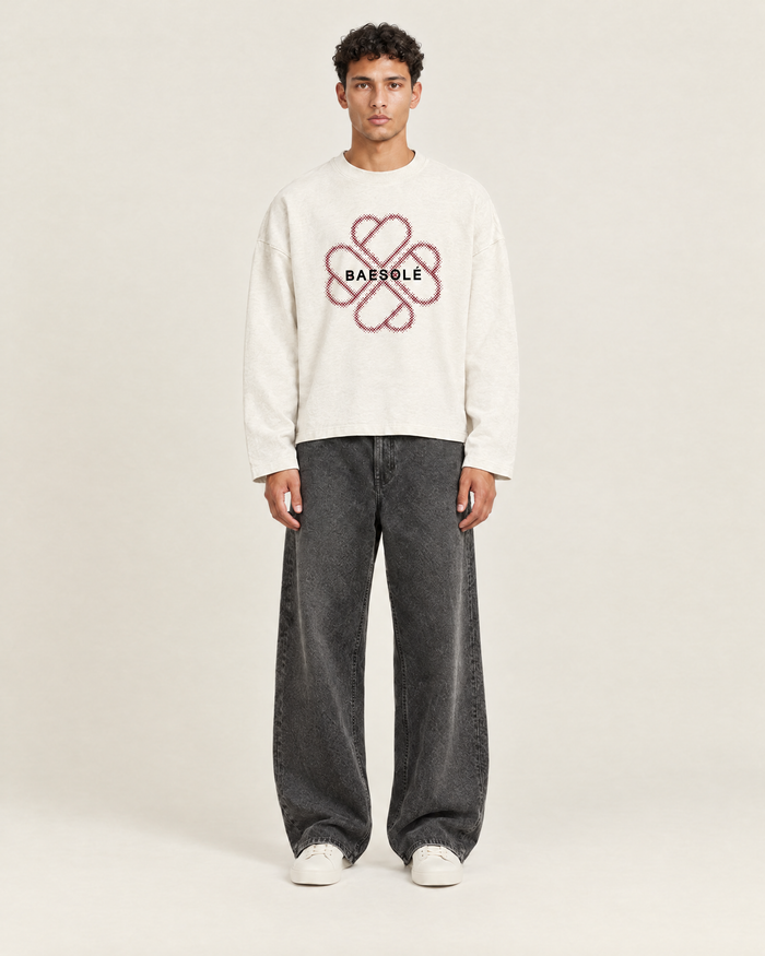 Facet Longsleeve Vintage Wit op model, voorkant